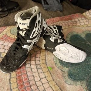 Asics Size 9.5 Wrestling Shoes